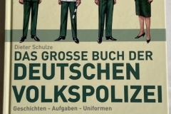 Das Grosse Buch der Deutschen Volkspolizei