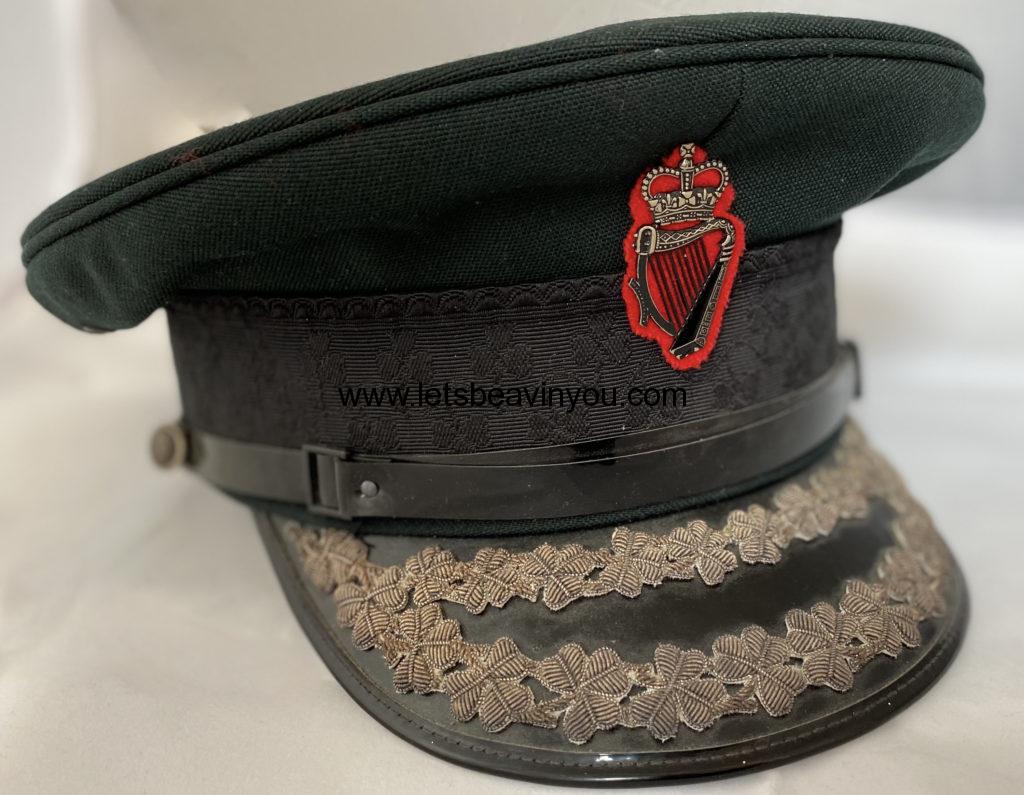 Uniform of the RUC